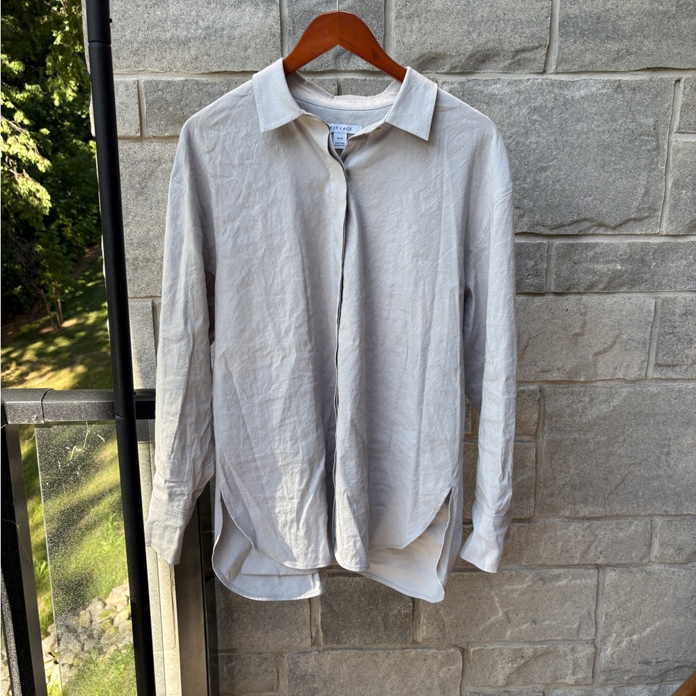 Kit and Ace Women's Boyfriend Marbella Linen Shirt